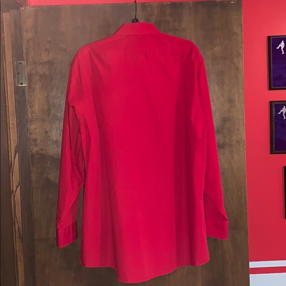 Arrow Red Button Up - Picture 4 of 4